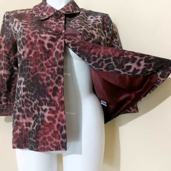 Dressbarn XL Burgundy Leopard Chunky Button 3/4 Lightweight Cold Weather Jacket - Picture 3 of 9